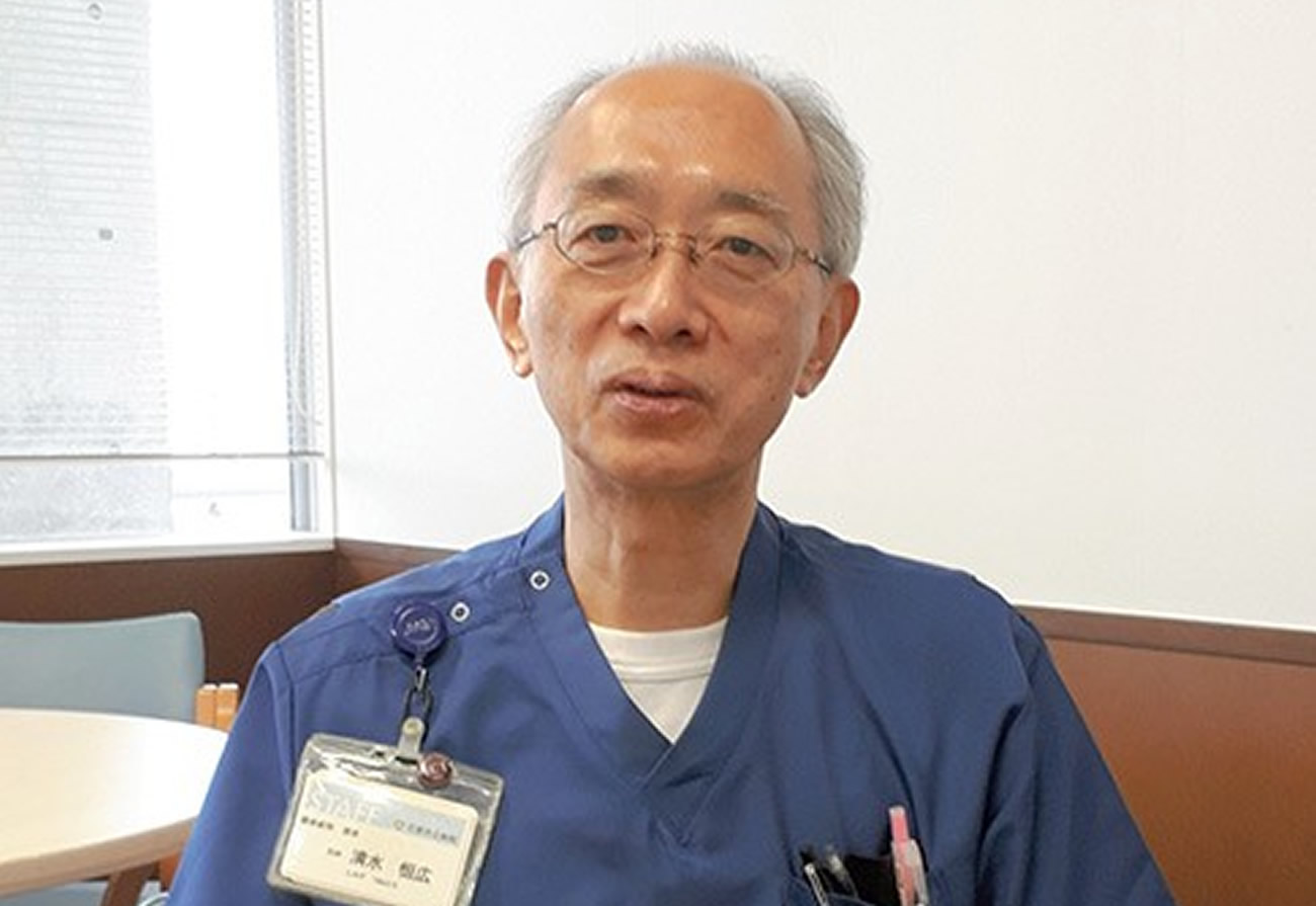Médico de Quioto diz que COVID-19 leve pode ser curado com medidas normais