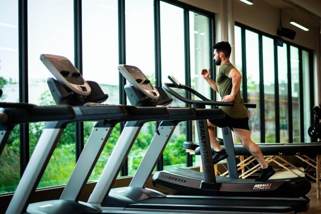 O exercício aeróbico ou treinamento muscular: O que fazer primeiro? 4