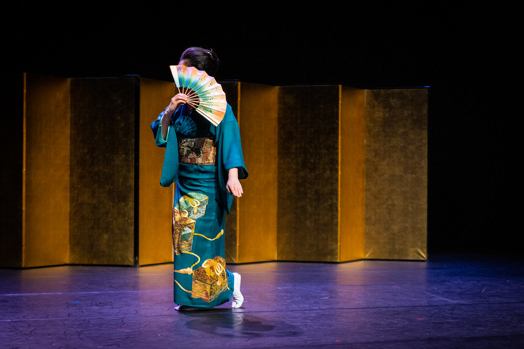 Workshop de dança tradicional japonesa grátis em Tóquio