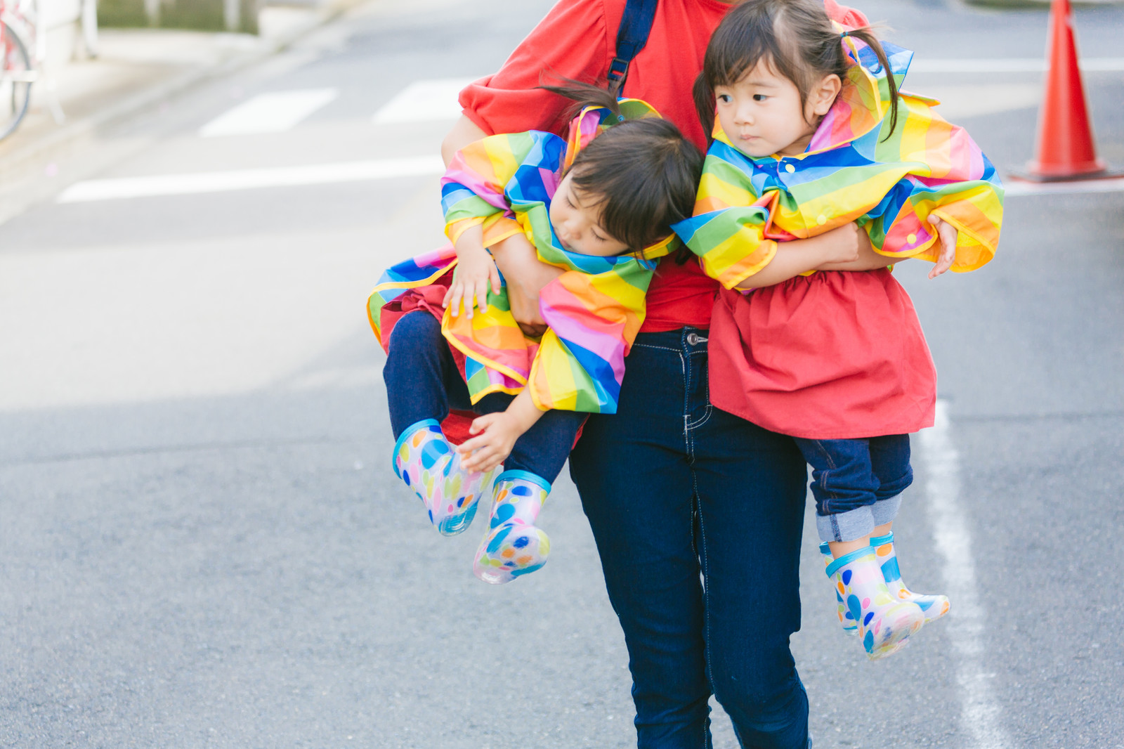 Cidade japonesa promove empregos de curta duração para mães preocupadas com cuidados infantis