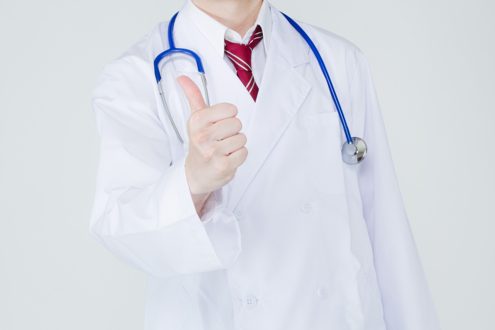 Japão estuda fornecer 200.000 ienes para cada profissional médico que trata vírus