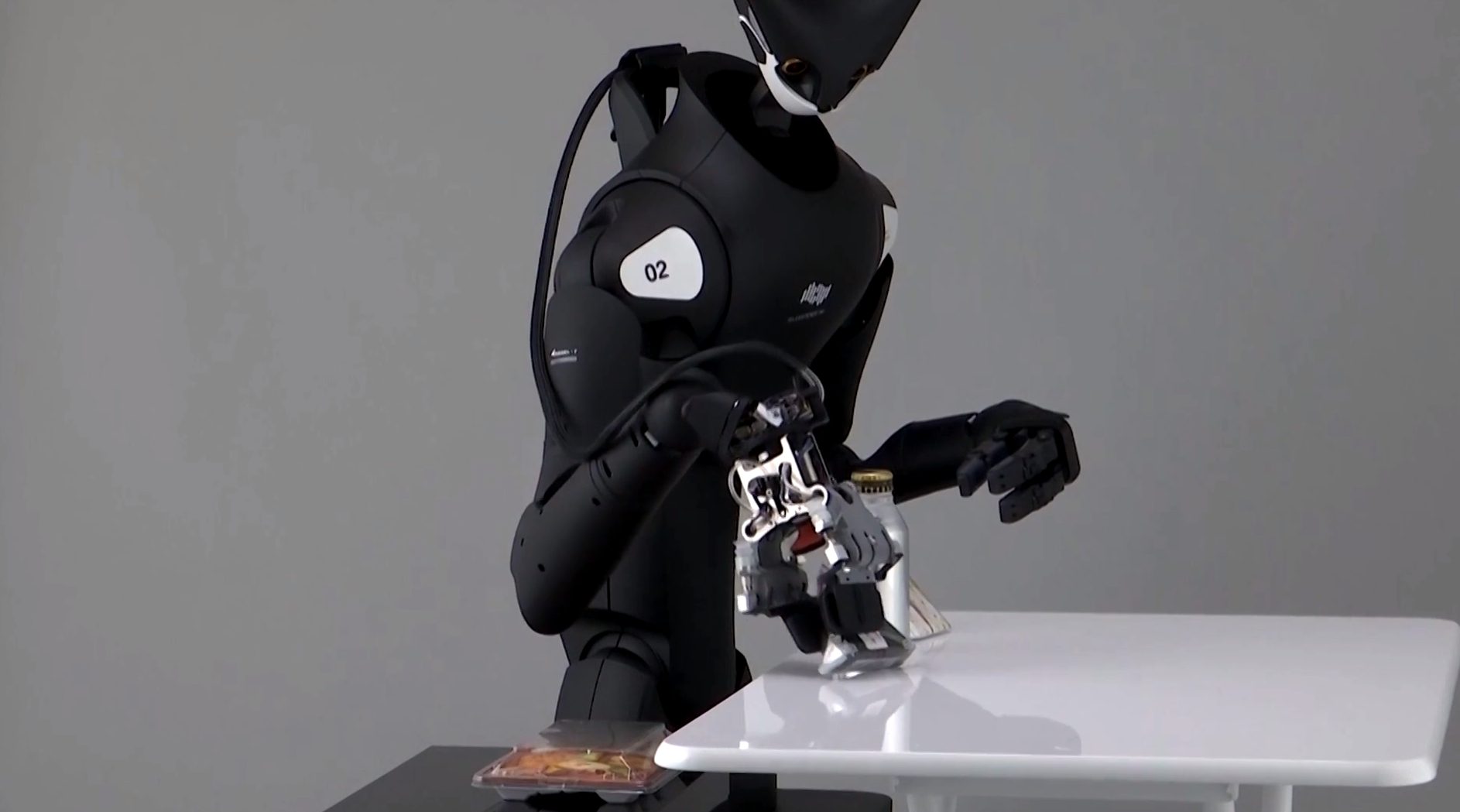 Começam testes com robôs em lojas de conveniência