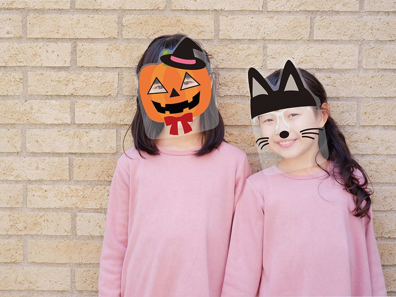 Empresa torna máscaras de proteção contra pandemia aptas para o Halloween