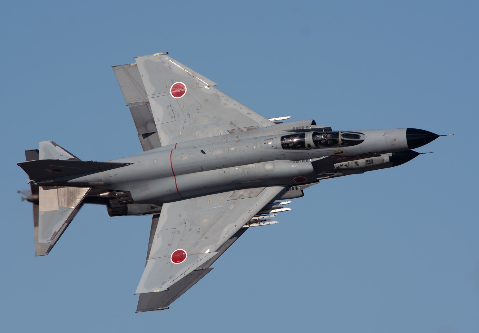 Ministério da Defesa do Japão busca orçamento recorde de 5,4 trilhões de ienes