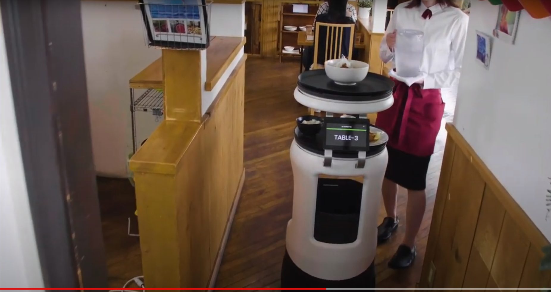 SoftBank revela robô de food service para reduzir riscos de infecções