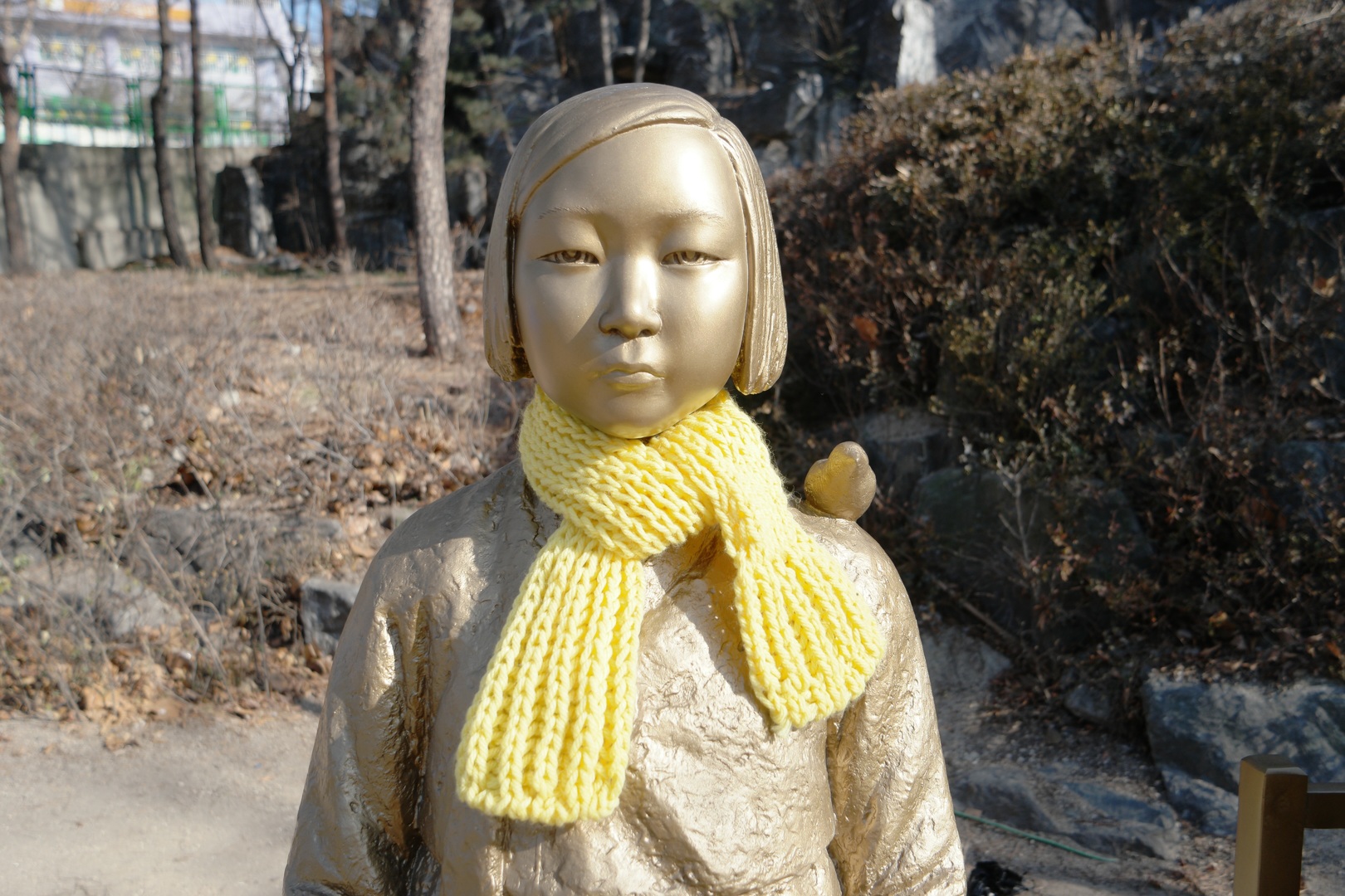 Japão explica a postura sobre “mulheres de conforto” em alemão, após a construção da estátua