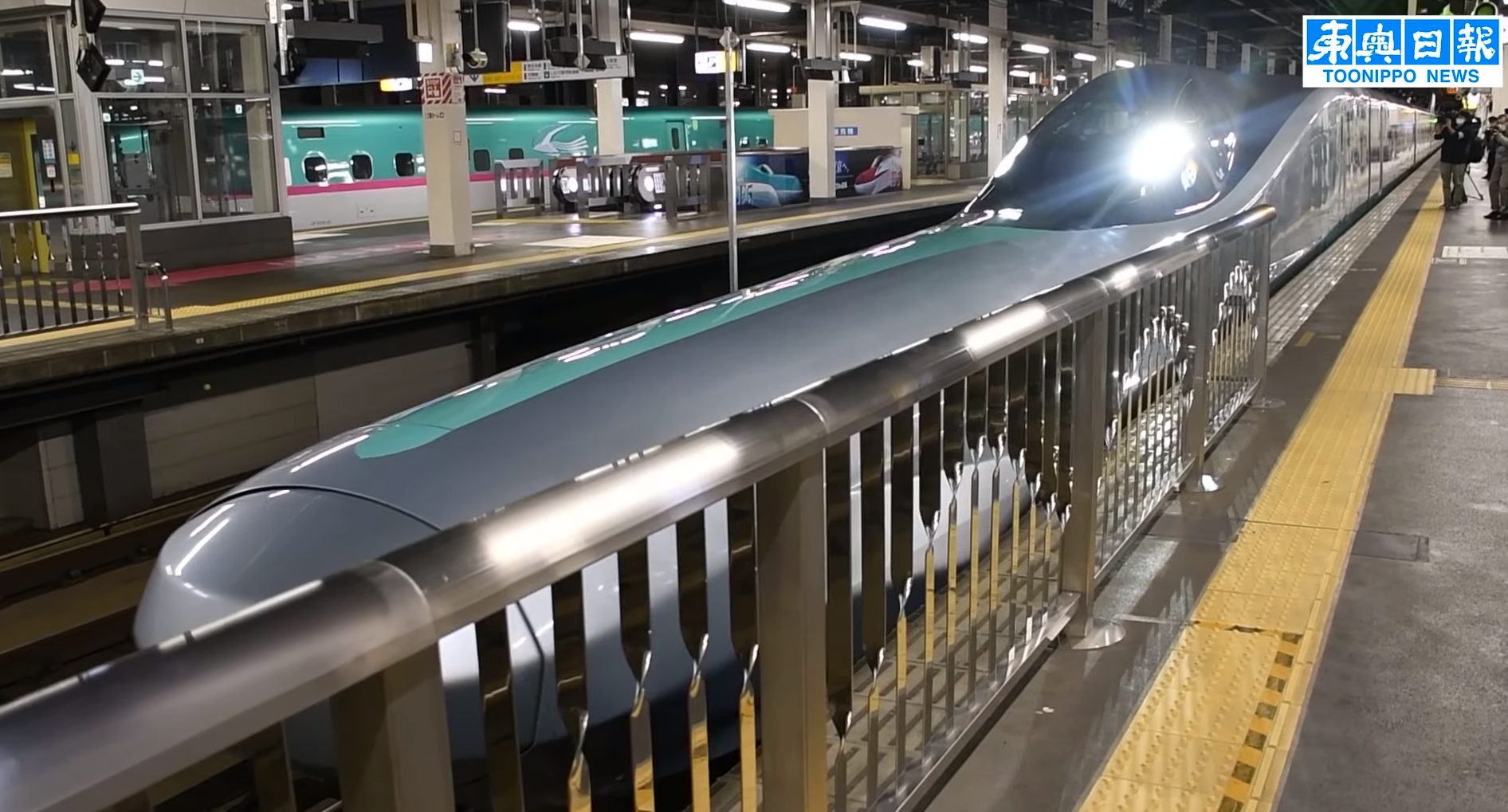 Novo trem-bala Alpha-X atinge velocidade de 382 km/h em teste