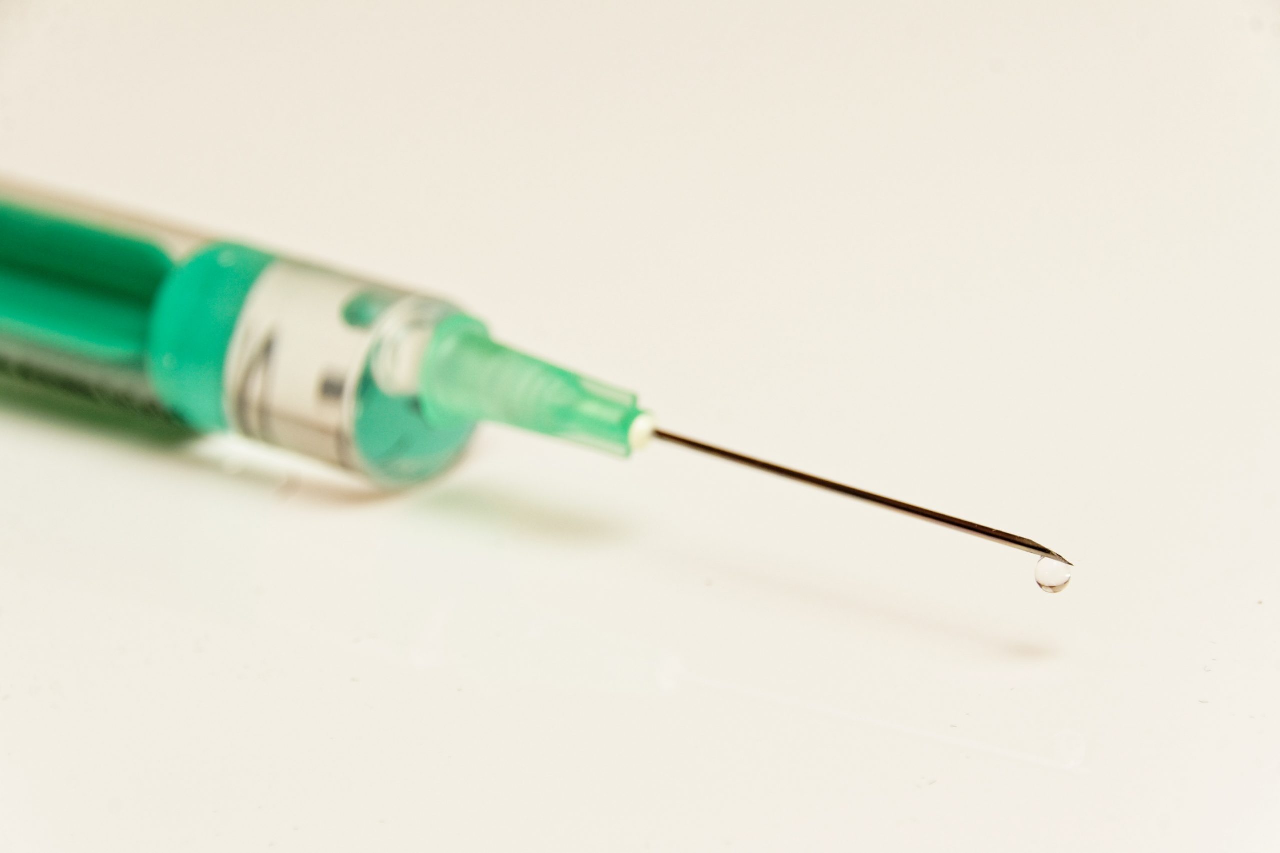 Número de doses disponíveis da vacina Pfizer pode ser menor devido à falta de seringas no Japão