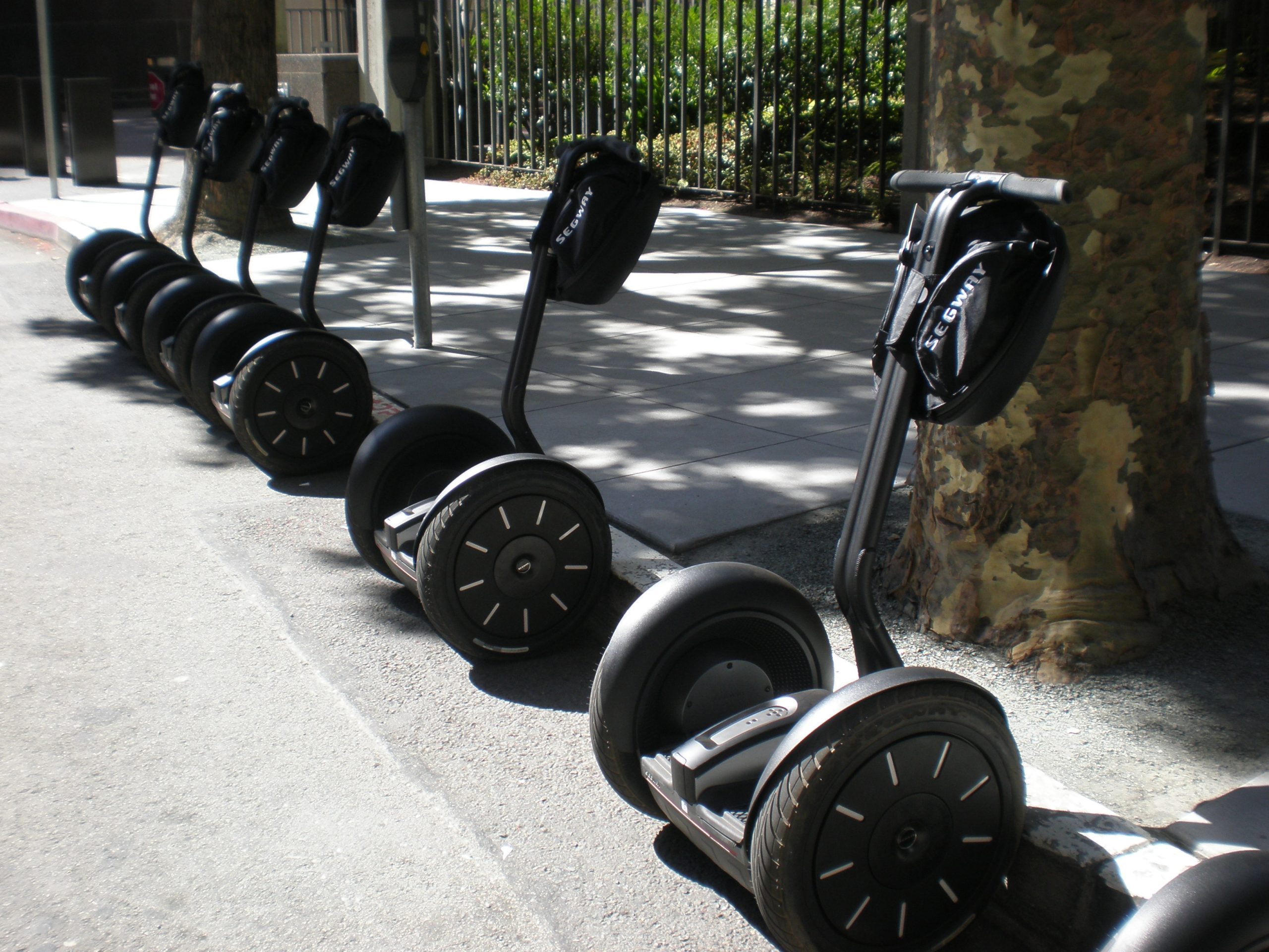 Segways serão permitidos nas vias públicas em breve no Japão