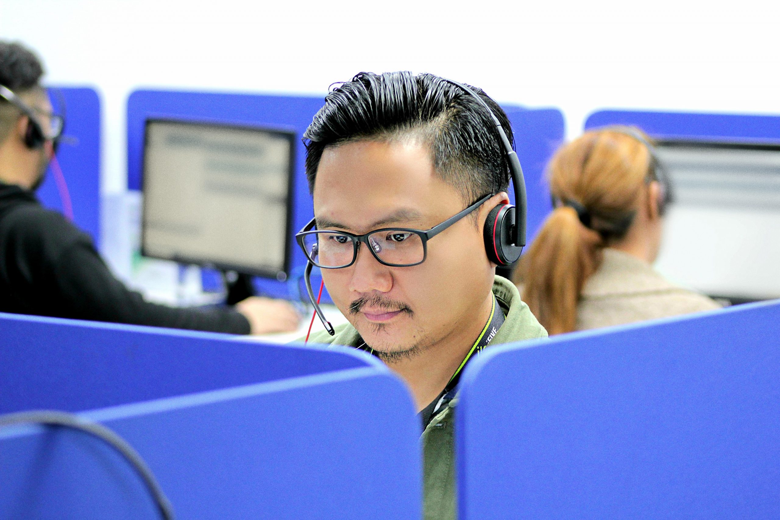 Japão monta call center multilíngue para consultas sobre vacinação