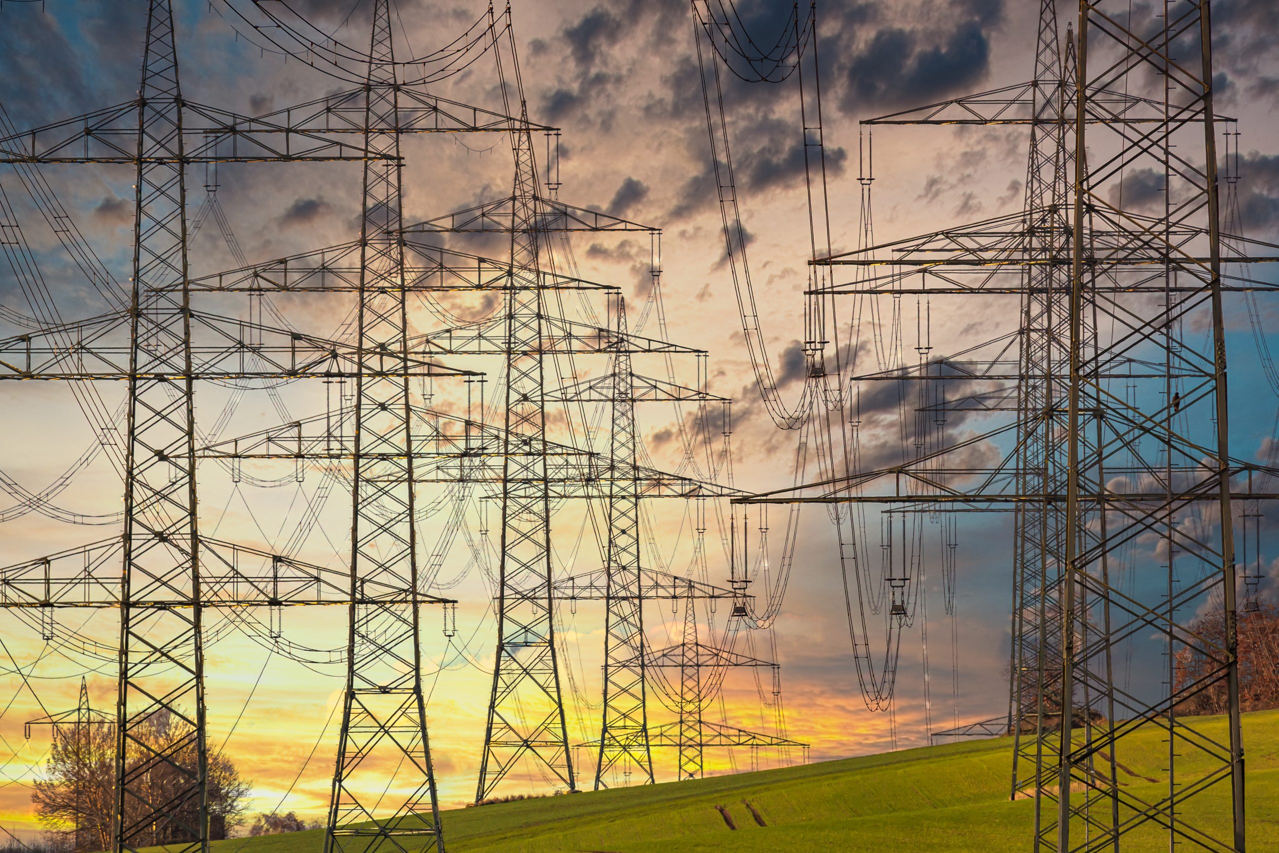 Cabos elétricos: governo japonês planeja remover de cerca de 4 mil quilômetros