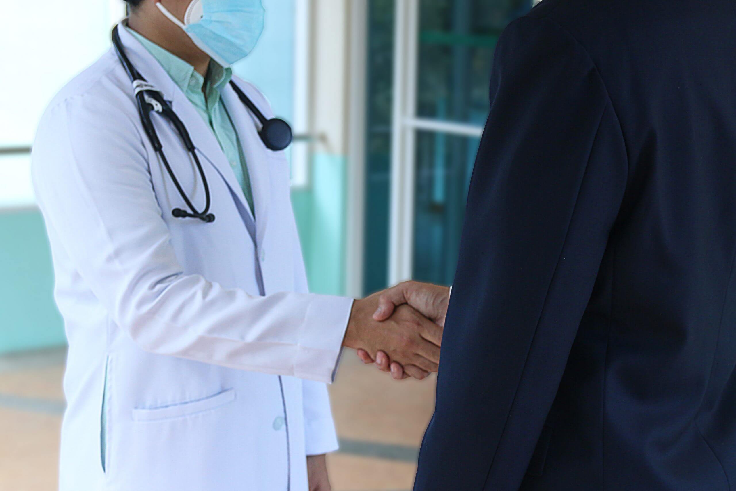 Brasileiro, participante do programa Médicos Sem Fronteiras, é aprovado em Exame Nacional do Japão
