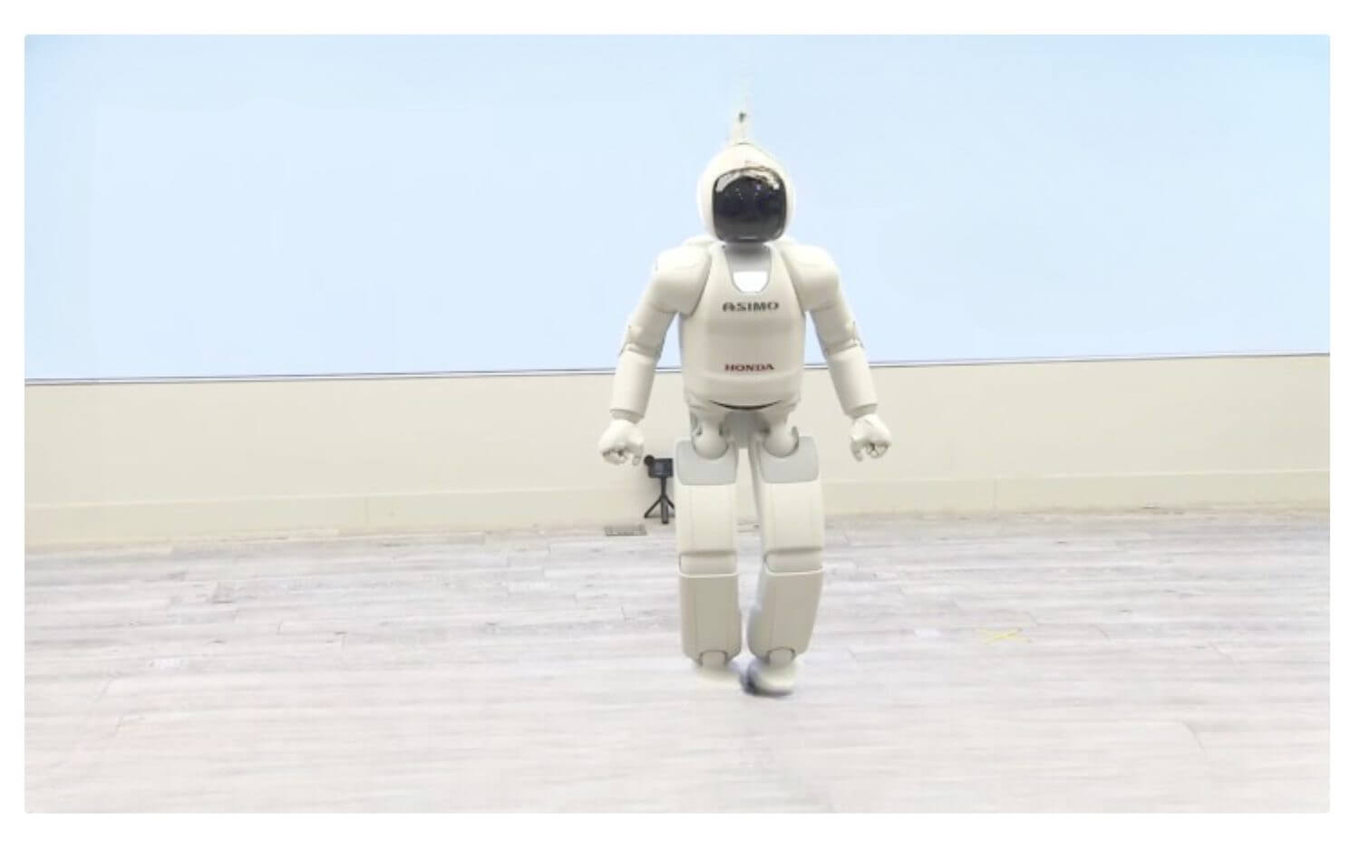 Robô humanoide ASIMO é aposentado 