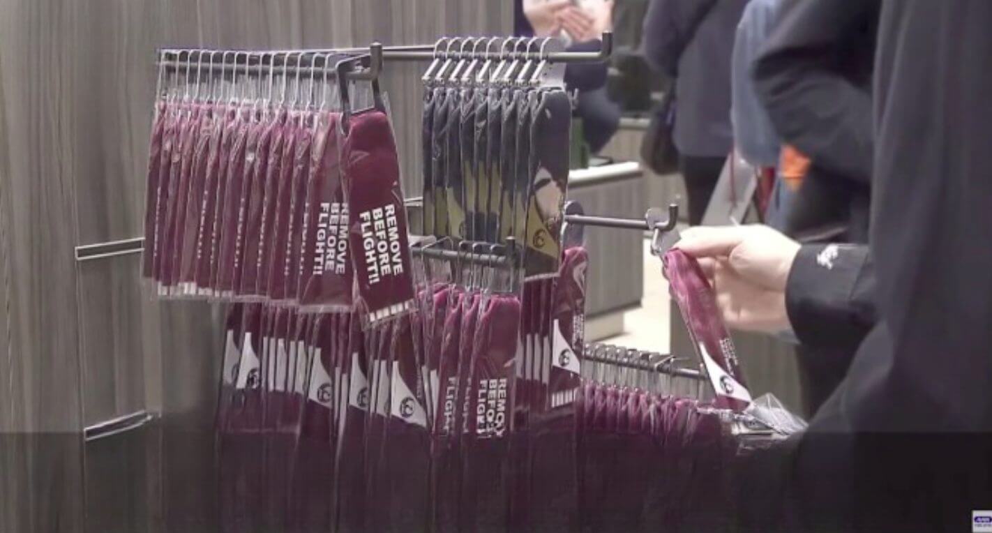 Empresa aérea do Japão recicla partes de suas aeronaves em novos produtos