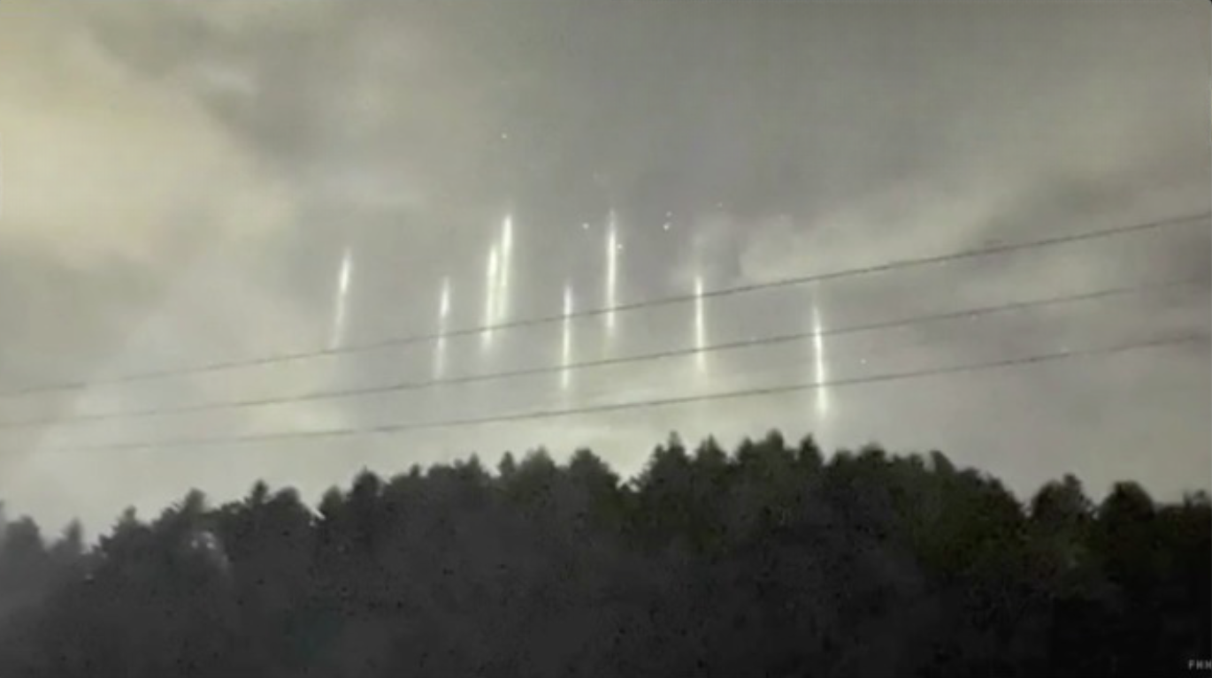 Fenômeno dos Pilares de Luz é visto ao norte do Japão