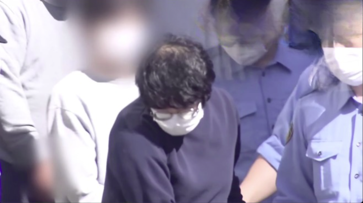 Aplicativo da polícia ajuda na prisão de homem, que molestou mulher em trem no Japão 