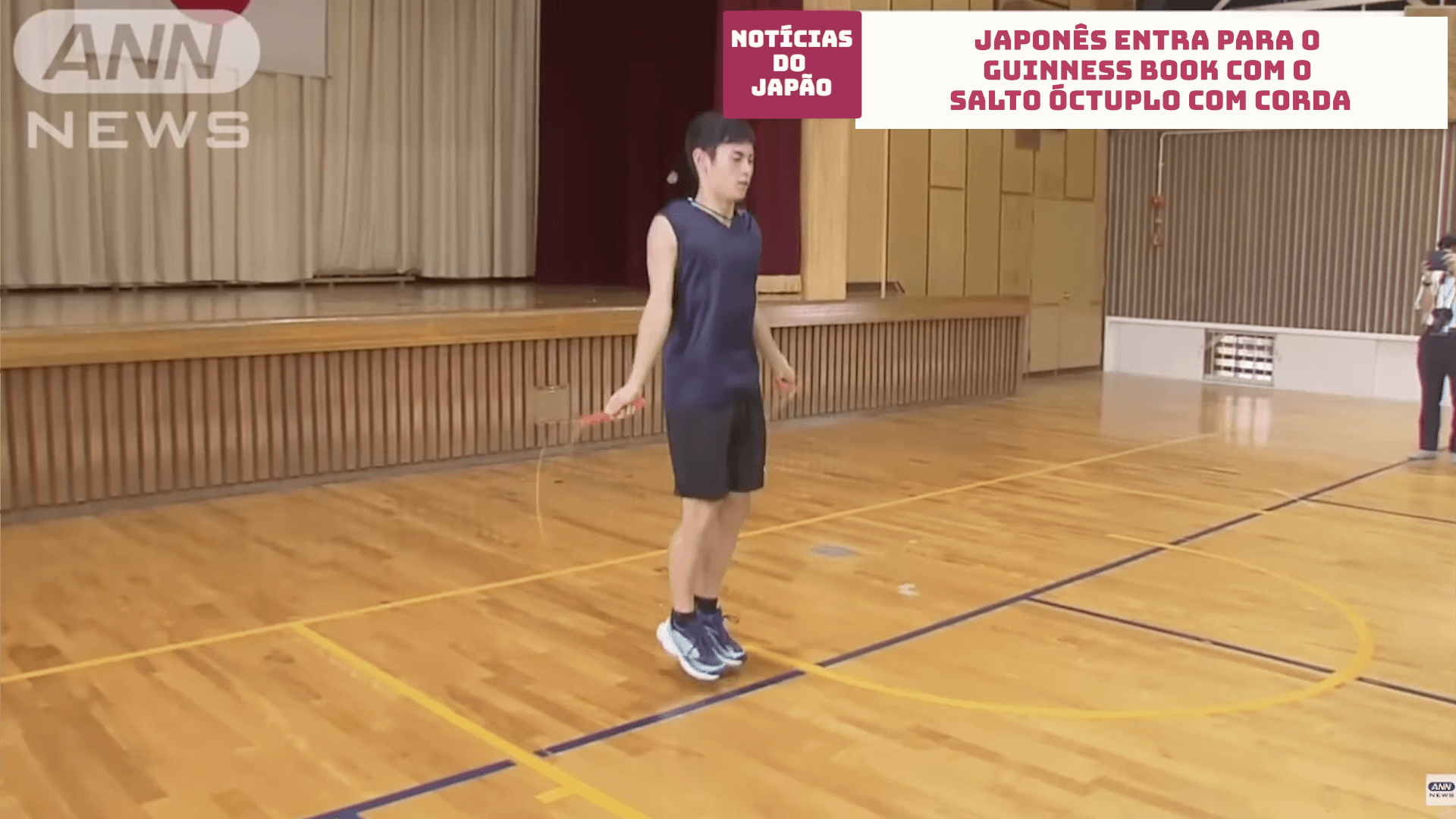 Japonês entra para o Guinness Book com salto óctuplo com corda