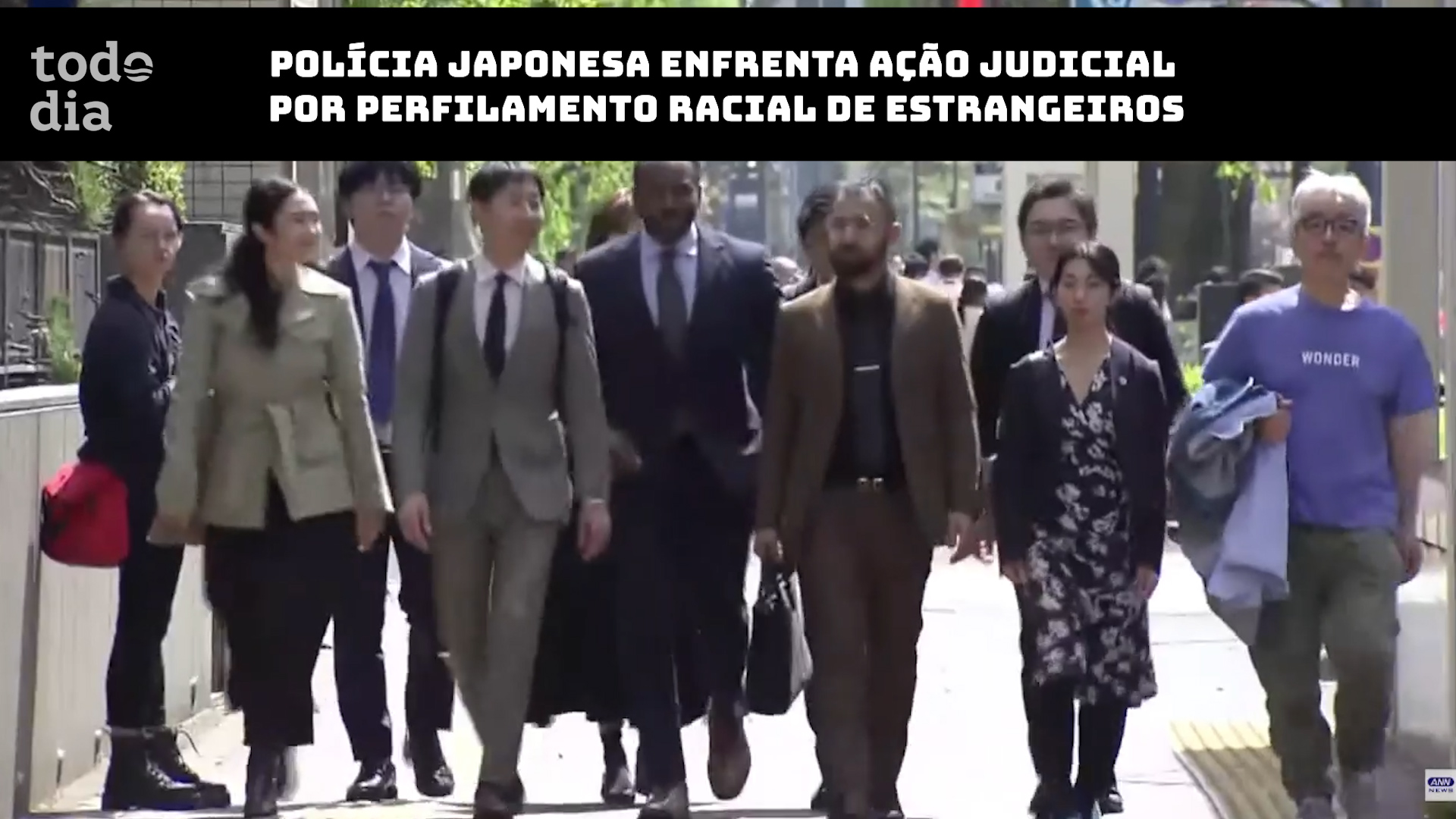 Polícia japonesa enfrenta ação judicial por perfilamento racial de estrangeiros