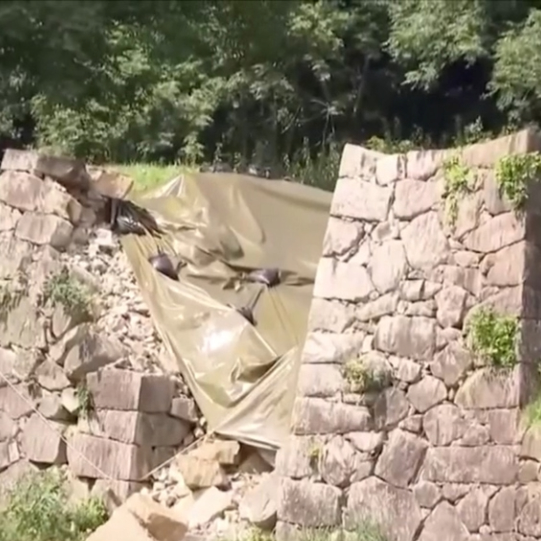 Muralha de Castelo no Japão desaba devido às chuvas